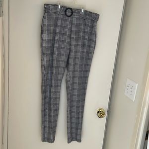 Woman’s: Patterned straight leg pants, zip up back side